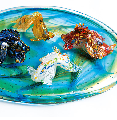 ヴェネツィアンガラス風に作られた金魚の置物