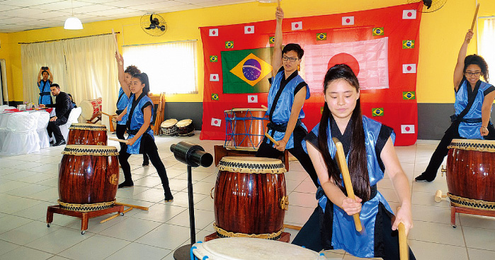 ブラジル日本移民110周年記念訪問時の太鼓演奏の様子