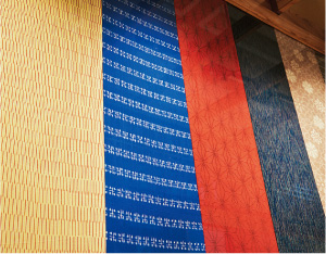 久留米絣のタペストリーの写真