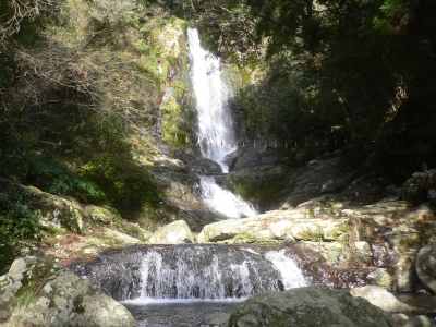 北九州市小倉南区にある菅生の滝の写真です