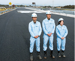 開通間近の東九州自動車道 椎田南IC-豊前IC間