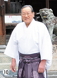 八幡古表神社宮司の熊谷房重さん