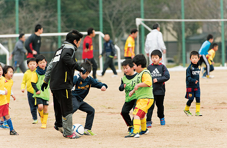 ギラヴァンツの子どもサッカー教室の様子