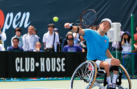 「第31回飯塚国際車いすテニス大会（JAPAN OPEN 2015）」優勝者の国枝慎吾（くにえだ しんご）選手