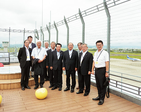 仙台国際空港（宮城県）視察の様子