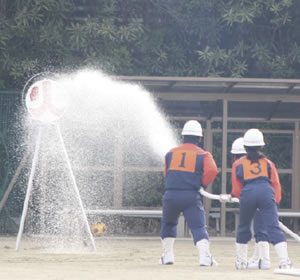 学校活動の一環として行っているポンプ操法