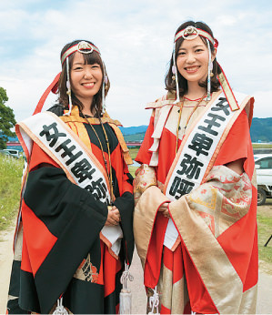 川波菜月（かわなみ なつき）さんと水城優季（みずき ゆき）さん