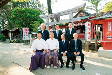 「恋木神社」本殿