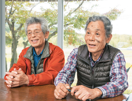 添田繁昭（そえだ しげあき）さん（左）と内野義光（うちの よしみつ）さん（右）