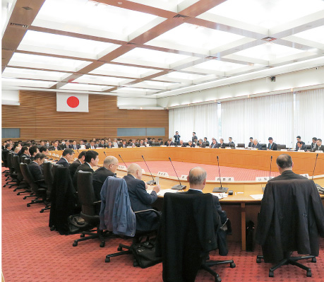 全国都道府県議会議長会定例総会の様子