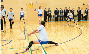 バレーボールチーム「福岡春日シーキャッツ」の練習風景その2