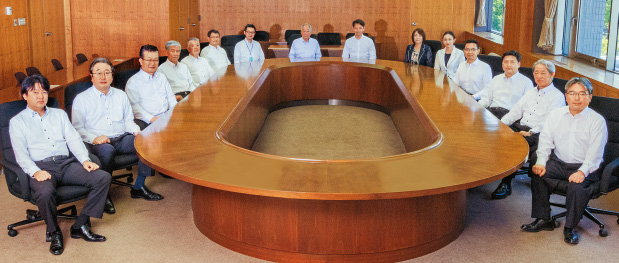 議会運営委員会の写真