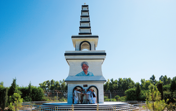 ナカムラ記念塔の写真