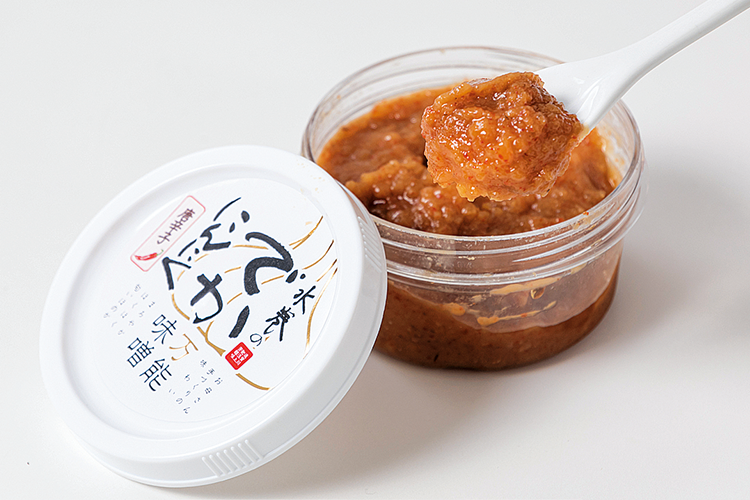 でかにんにく万能味噌の写真 でかにんにく万能味噌の写真