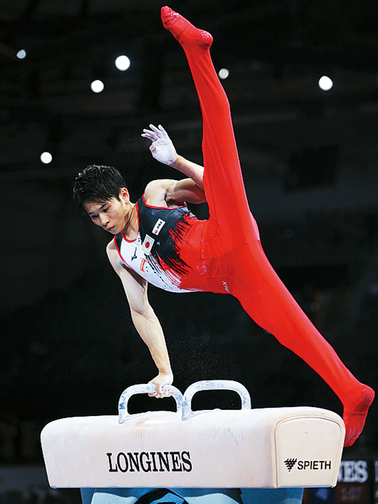 萱和磨選手のあん馬競技写真