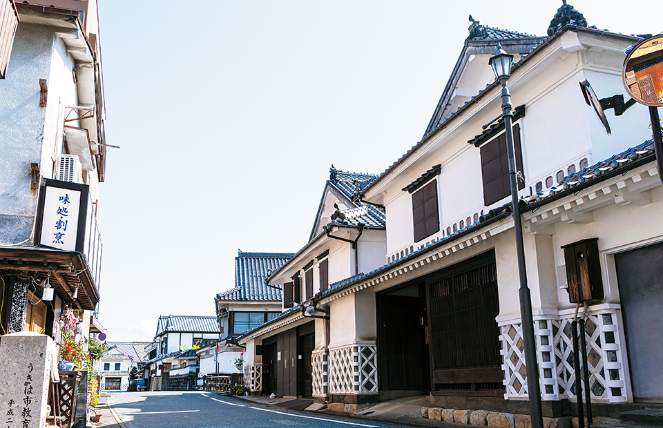 筑後吉井の白壁の町並み写真