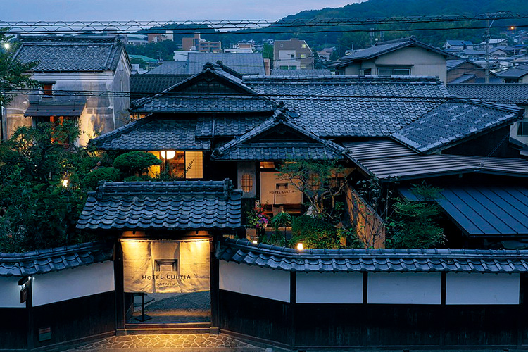 敷地全体に大正時代の建物が並ぶ写真 敷地全体に大正時代の建物が並ぶ写真