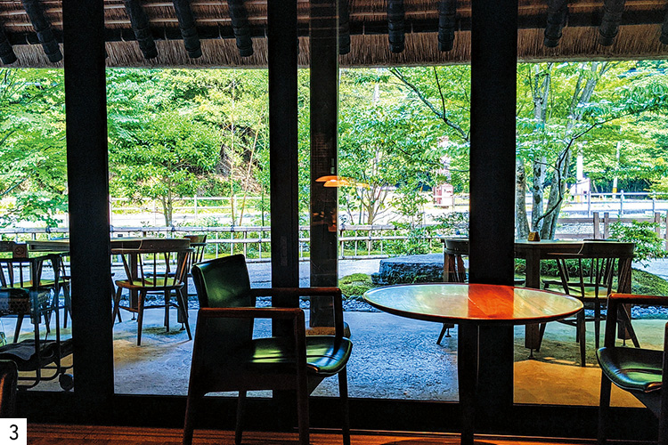 カフェ「茶舎」の内観写真