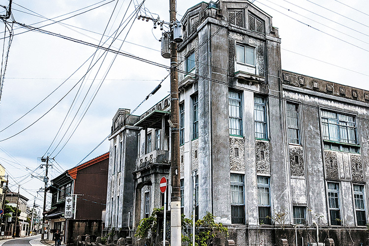 レトロな建築物の写真