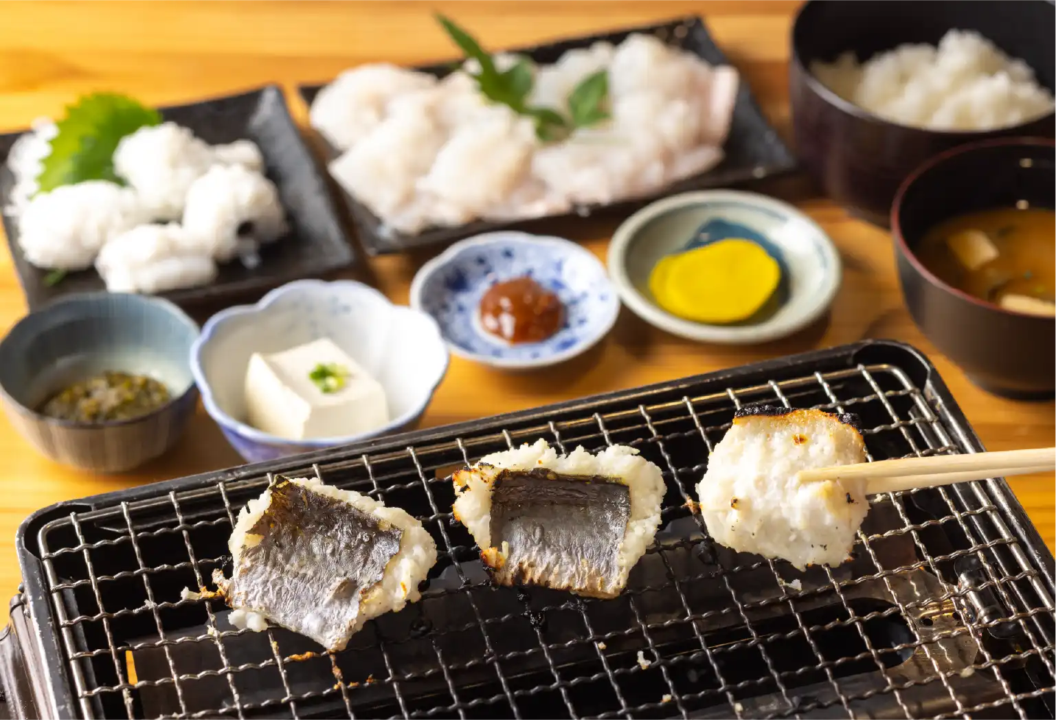 「鱧の白焼き定食」の写真