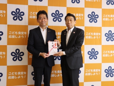 福岡県遊技業協同組合贈呈式