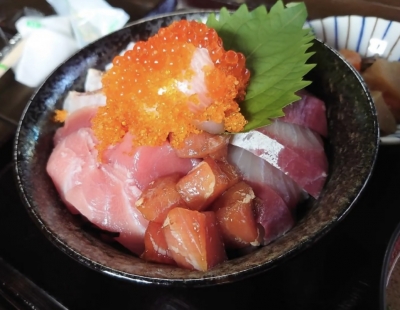まる弥の魚卓