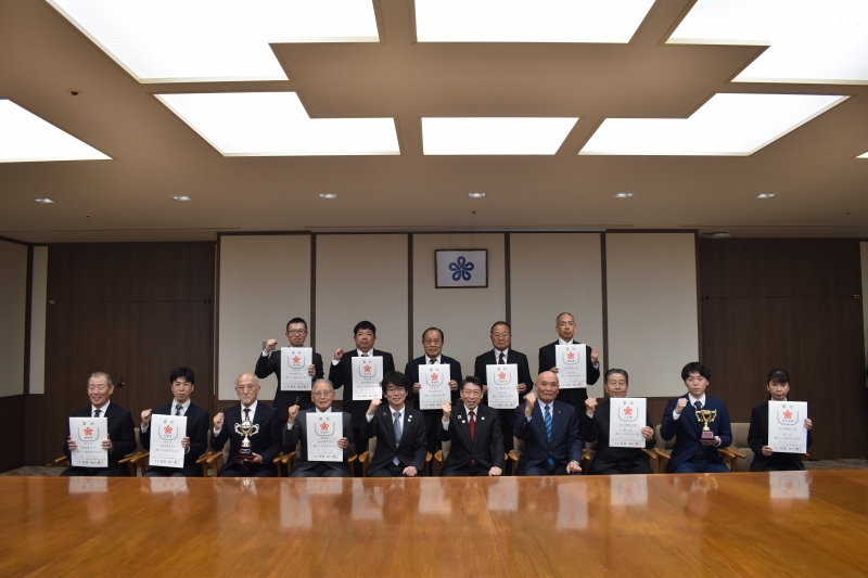 躍進の部集合写真