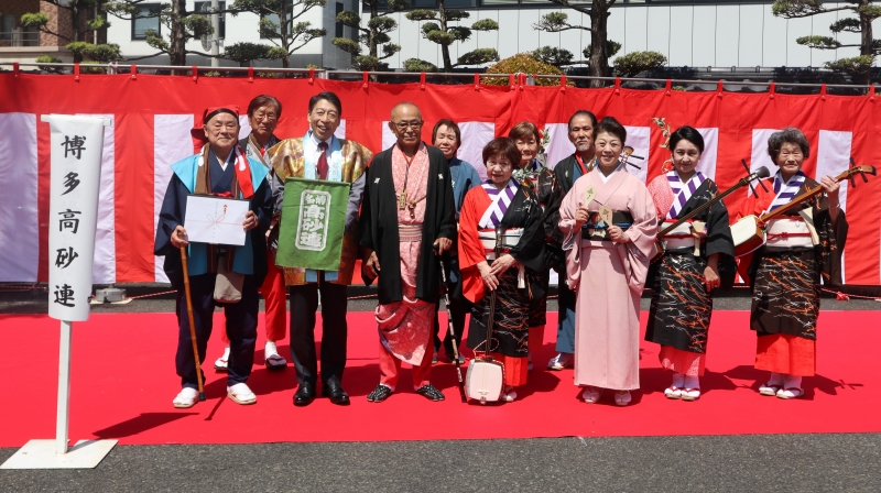 博多高砂連の皆さんと知事