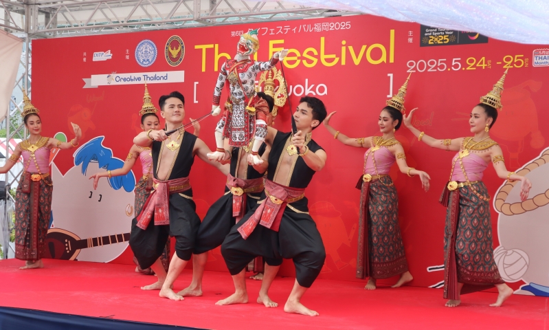 タイ舞踊の様子