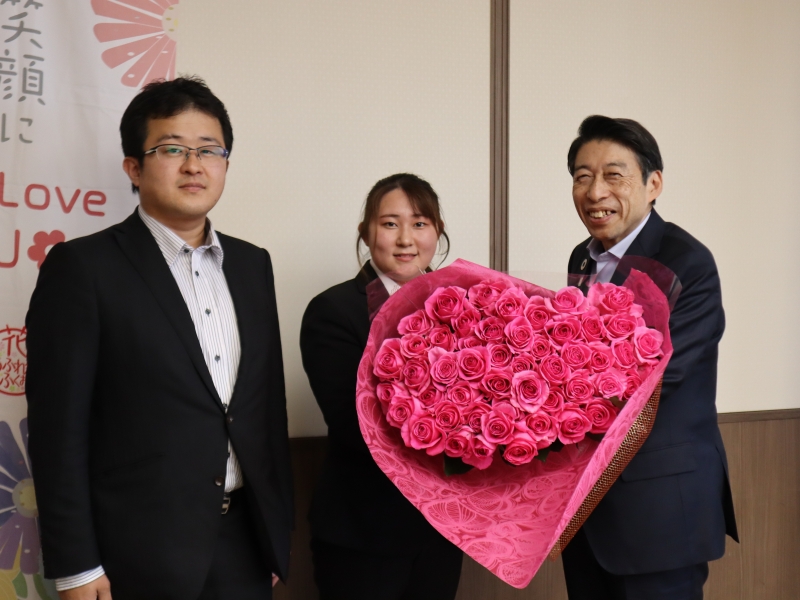 贈呈の様子