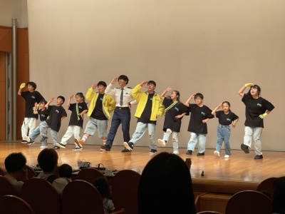 ダンスパフォーマンス