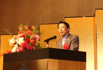 知事写真