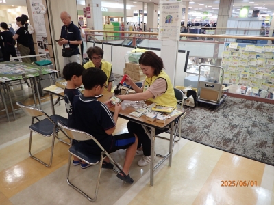 缶バッジ作り２