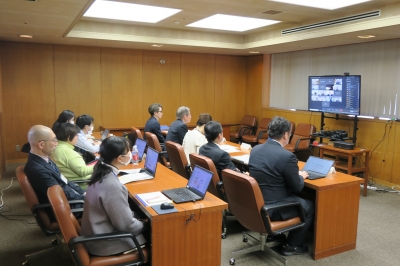 現地出席者の写真（後ろから）