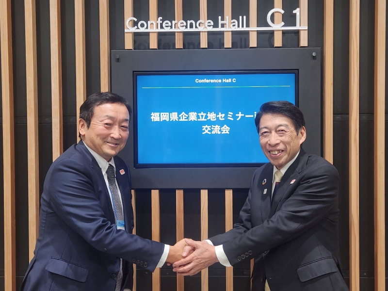 講演いただいた日産自動車九州株式会社　芦澤代表取締役社長と知事