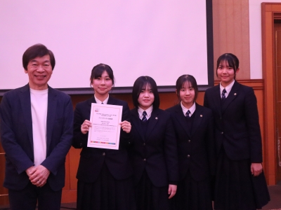 ファイナリスト証明書の授与②