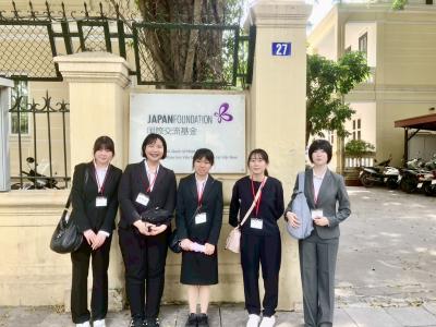 福岡県からのハノイ市訪問団の写真
