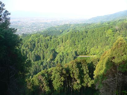 兜山付近より眺める耳納山地と筑後平野