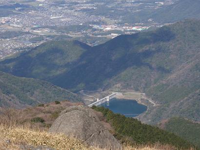 福智山より見下ろす福智山ダム