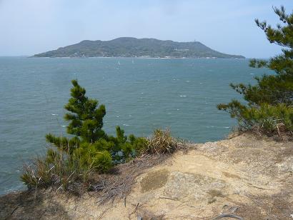 福岡市西区小戸公園より眺める能古島