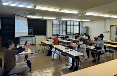 研修会（川野氏の講話とヨガ）