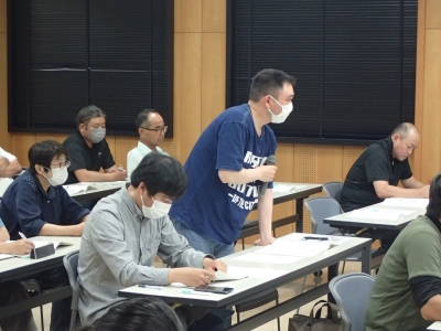 質問する参加者