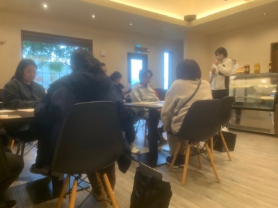 経営について説明する中村氏