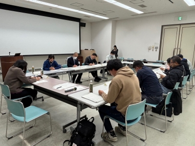 ビジネスプランの検討の様子