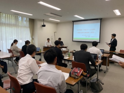 発表を行う平田英輝氏