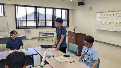 就農後の悩みを話し合う青年農業者